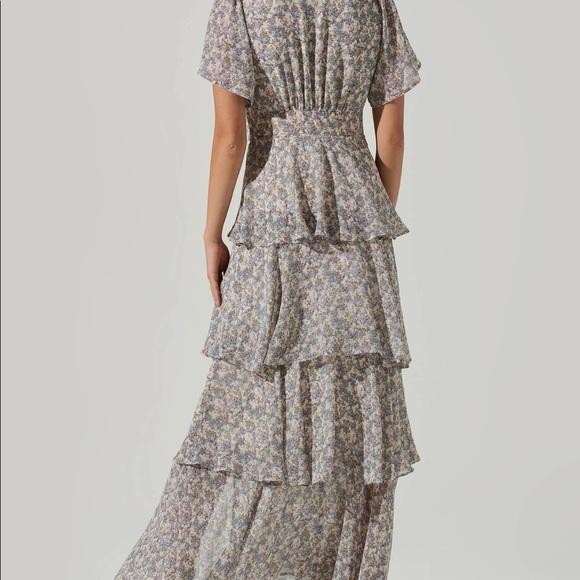 Astr | Dresses | Astr The Label Tayla Floral Chiffon Ruffle Maxi Dress |  Poshmark